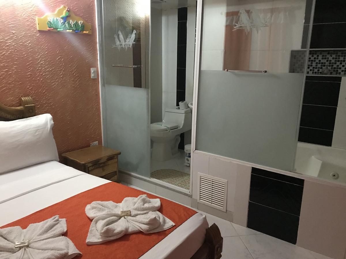 Hotel Las Guacamayas Guatapé Eksteriør billede