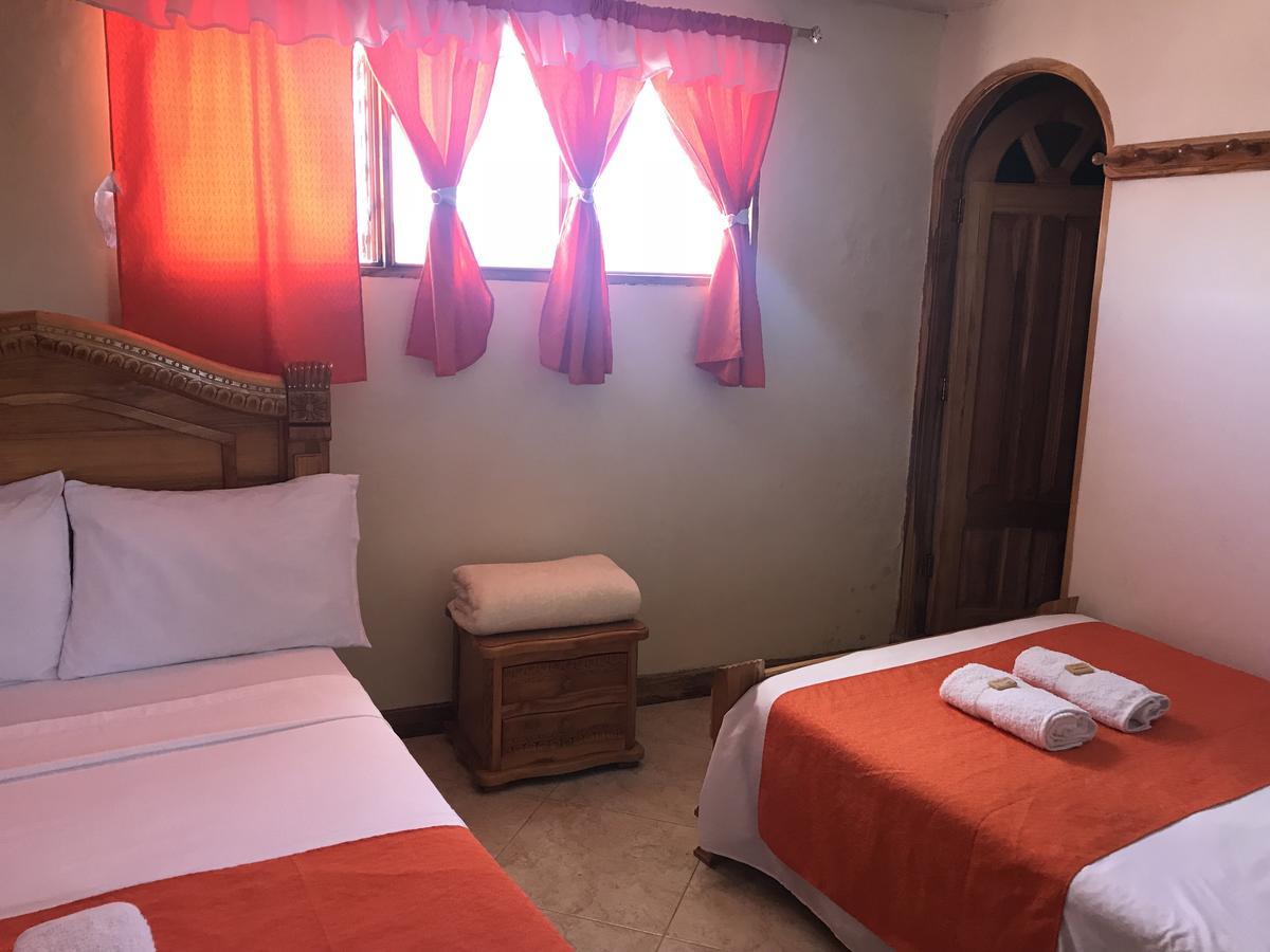 Hotel Las Guacamayas Guatapé Eksteriør billede