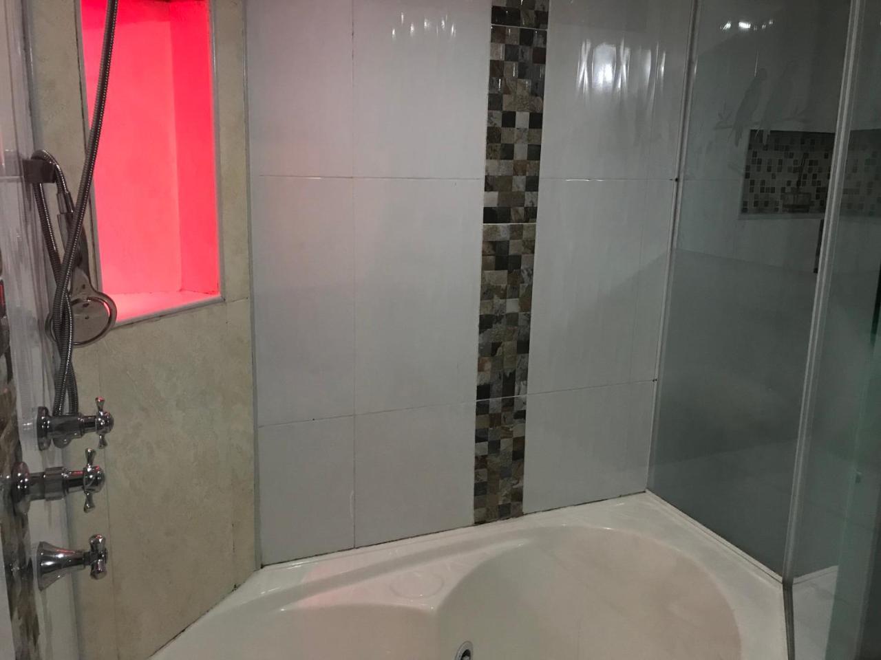 Hotel Las Guacamayas Guatapé Eksteriør billede