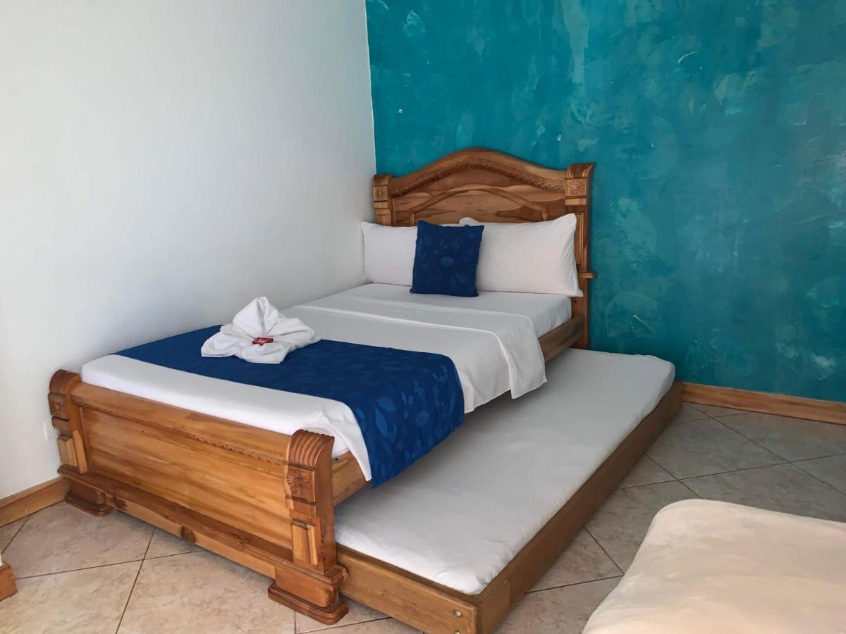 Hotel Las Guacamayas Guatapé Eksteriør billede