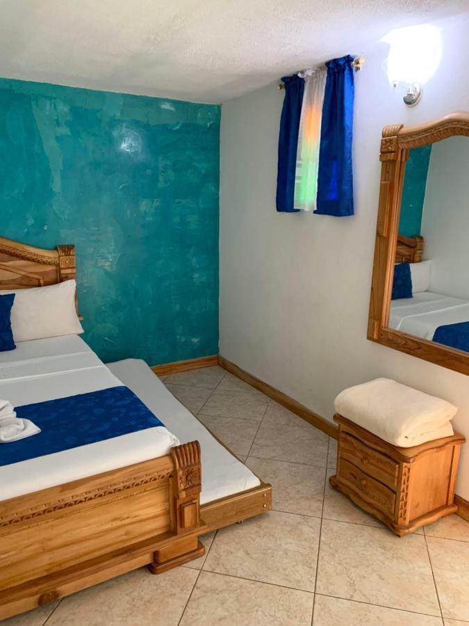 Hotel Las Guacamayas Guatapé Eksteriør billede